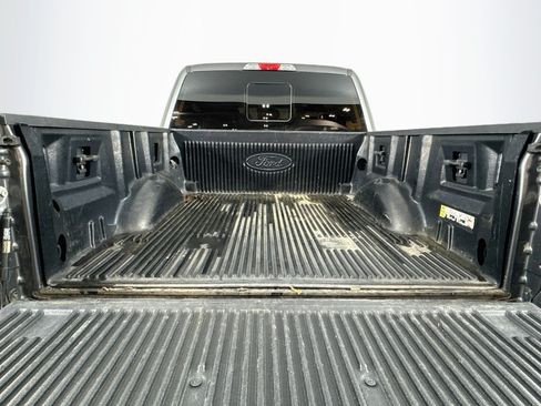 Used 2019 Ford F150 XLT w/ Equipment Group 302A Luxury AWD/4WD image 25