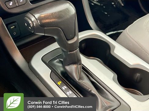 Used 2015 Chevrolet Colorado LT image 10