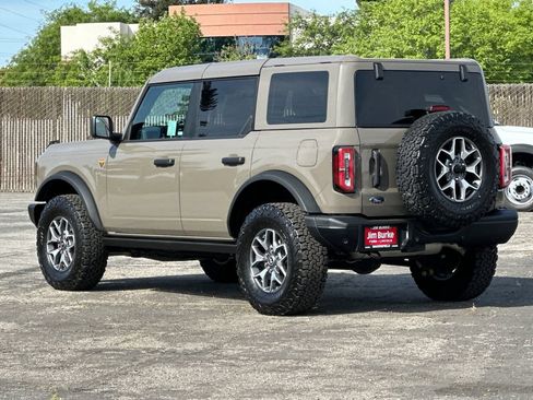 Certified 2025 Ford Bronco Badlands AWD/4WD image 5