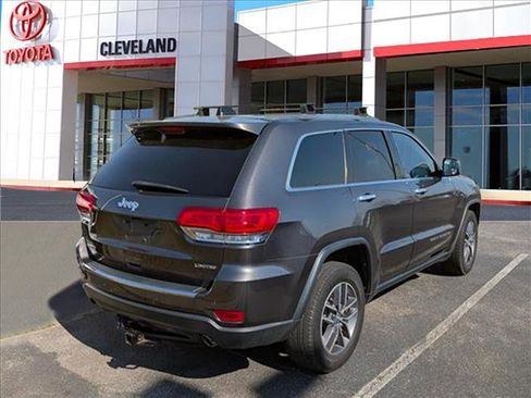 Used 2018 Jeep Grand Cherokee Limited image 7