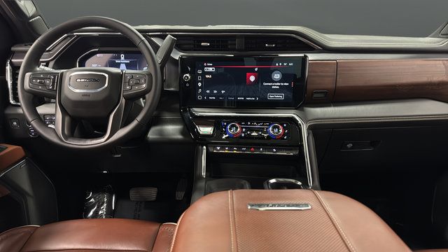 Used 2025 GMC Sierra 3500 Denali Ultimate AWD/4WD image 11