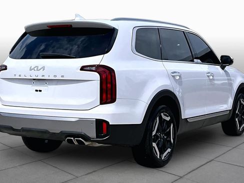 Used 2025 Kia Telluride S FWD image 12