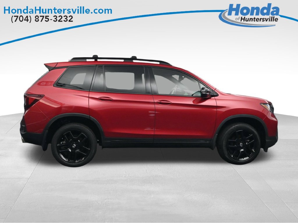 Used 2025 Honda Passport Black Edition image 9