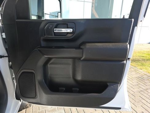 Used 2024 Chevrolet Silverado 2500 Custom w/ Custom Convenience Package AWD/4WD image 7