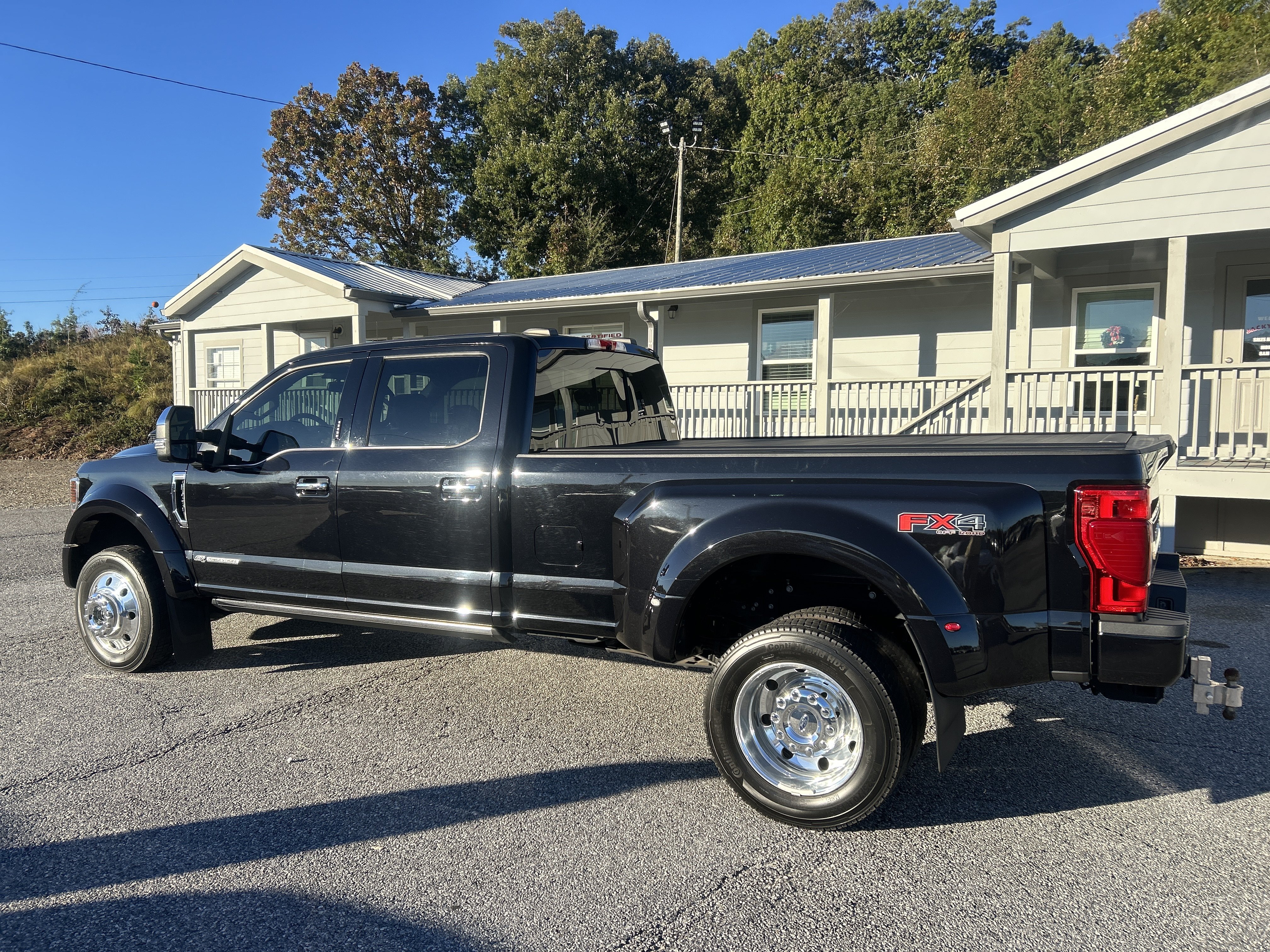 Used 2020 Ford F450 4x4 Crew Cab Super Duty image 4