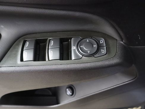 Used 2024 Chevrolet Equinox LT image 34