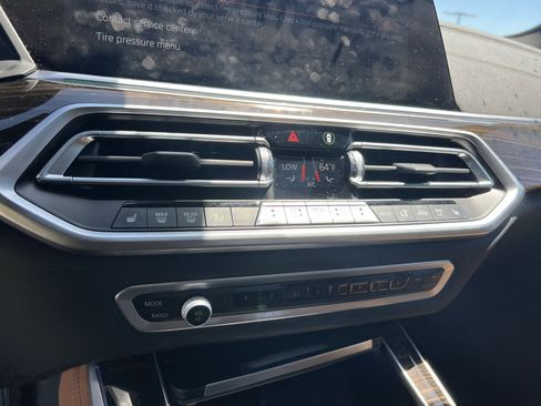 Used 2023 BMW X5 xDrive40i w/ Executive Package AWD/4WD image 25
