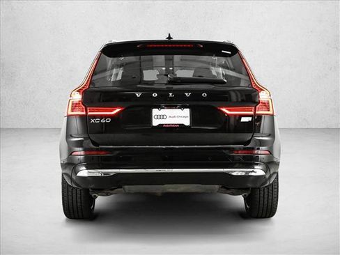 Used 2022 Volvo XC60 T8 Inscription w/ Advanced Package AWD/4WD image 7