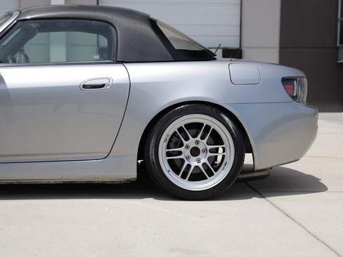 Used 2005 Honda S2000 image 26