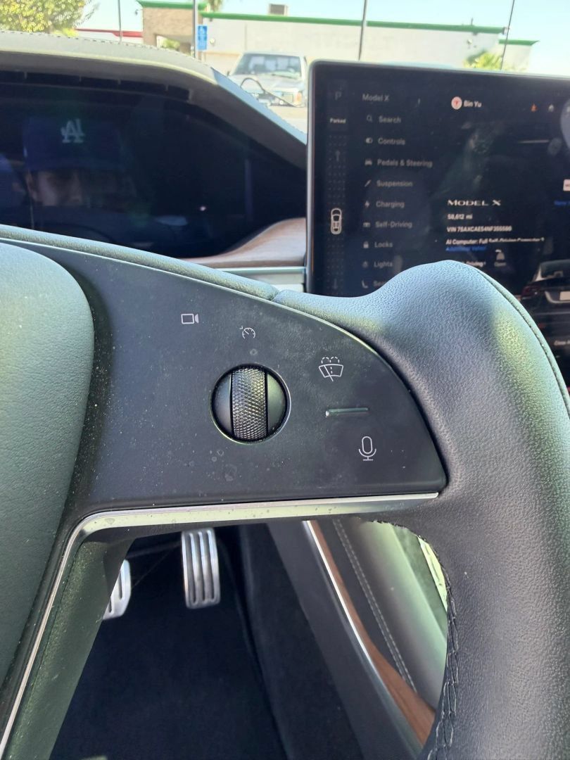 Used 2022 Tesla Model X AWD/4WD image 22