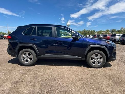 Used 2025 Toyota RAV4 XLE FWD image 7
