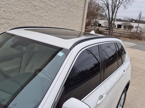 Used 2014 BMW X5 xDrive35i image 14