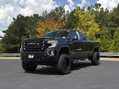 Used 2020 GMC Sierra 1500 AT4 w/ Driver Alert Package I AWD/4WD image 10