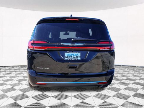 New 2026 Chrysler Pacifica Select FWD image 12