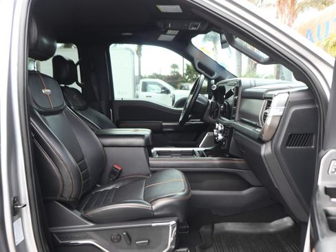 Used 2024 Ford F250 Platinum AWD/4WD image 43