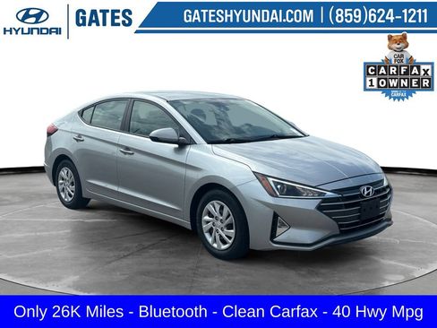 Used 2020 Hyundai Elantra SE FWD image 1