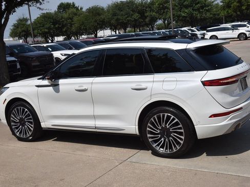 Certified 2022 Lincoln Corsair Reserve w/ Equipment Group 201A AWD/4WD image 11