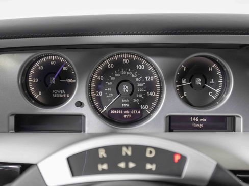 Used 2013 Rolls-Royce Phantom Drophead Coupe image 24