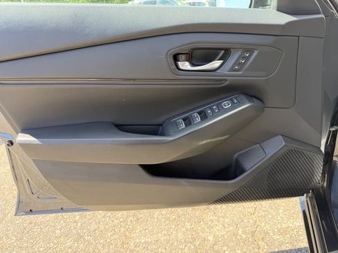 Used 2023 Honda Accord EX-L image 10