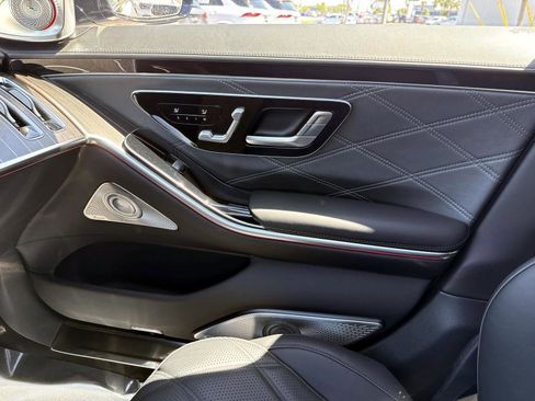 New 2026 Mercedes-Benz Maybach S 580 Maybach S 580 4MATIC Sedan image 25