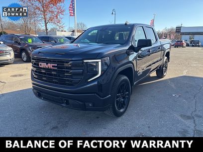 Used 2025 GMC Sierra 1500 Elevation