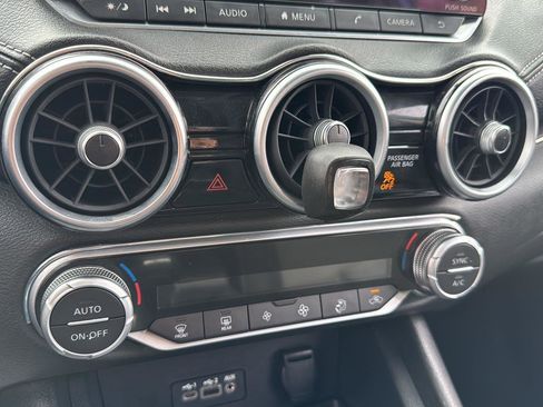 Used 2020 Nissan Sentra SV image 20