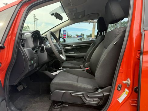 Used 2018 Honda Fit LX image 10