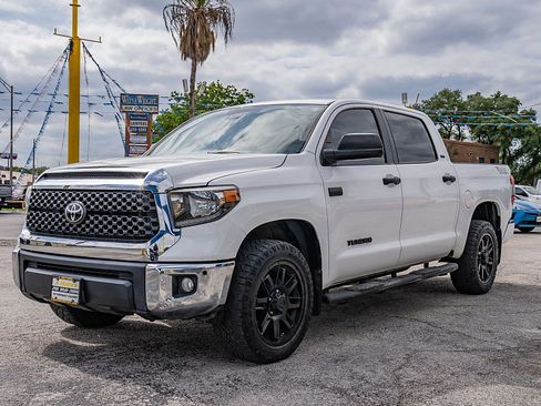 Used 2021 Toyota Tundra SR5 RWD image 9