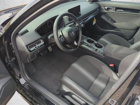 Certified 2025 Honda Civic Sport image 11