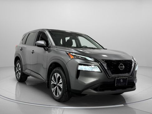 Used 2023 Nissan Rogue SV image 6