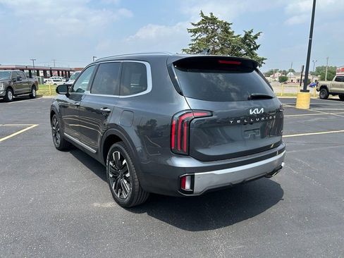 Used 2023 Kia Telluride SX AWD/4WD image 9