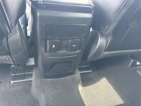 Used 2023 Ford Explorer XLT w/ Equipment Group 202A AWD/4WD image 12