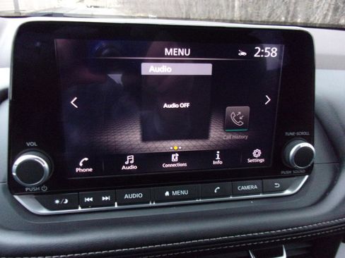 Used 2023 Nissan Rogue SV AWD/4WD image 20