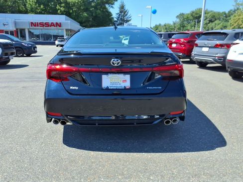Used 2022 Toyota Avalon Touring w/ Carpet Mat Package (TMS) FWD image 6