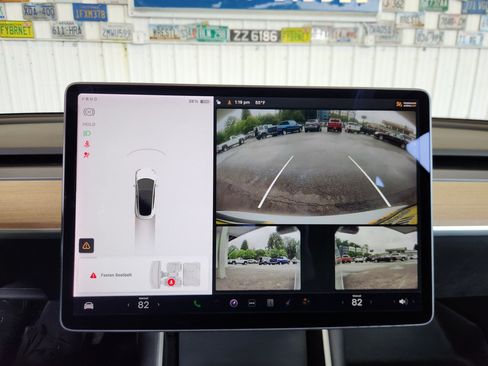 Used 2020 Tesla Model 3 Standard Range Plus RWD image 8