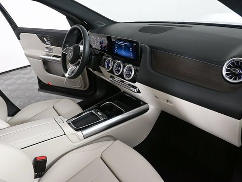 Certified 2026 Mercedes-Benz GLA 250 image 24