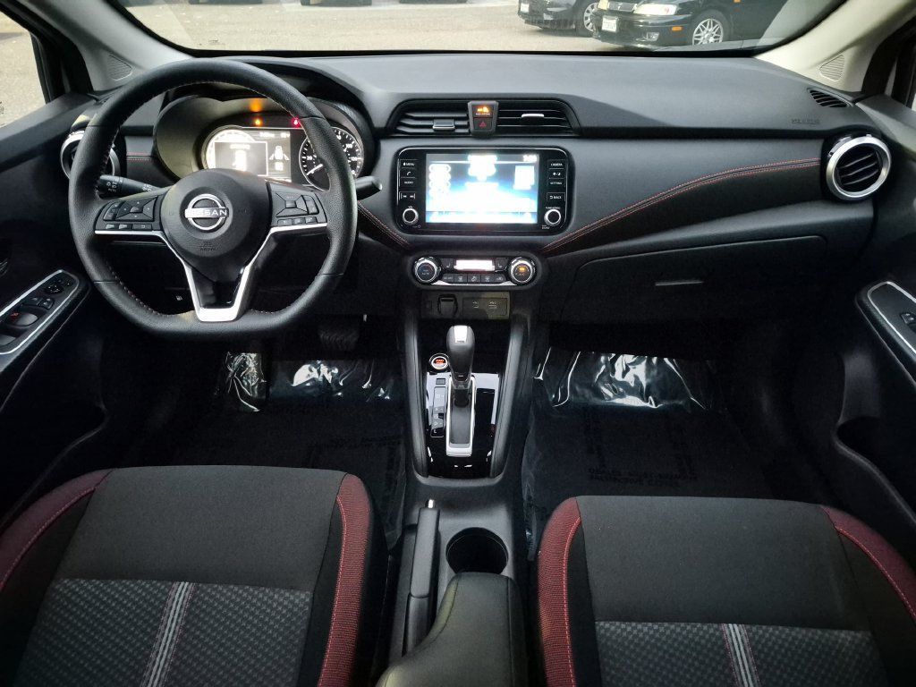 Certified 2025 Nissan Versa SR FWD image 24