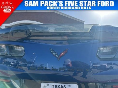 Used 2017 Chevrolet Corvette Z06 w/ Z07 Performance Package image 4