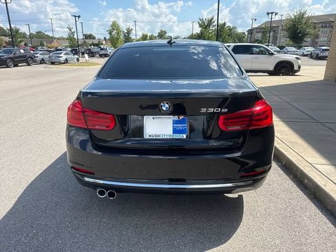 Used 2018 BMW 330e RWD image 3