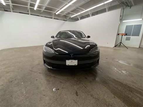 Used 2023 Tesla Model S Plaid image 9