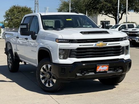 New 2026 Chevrolet Silverado 2500 Custom w/ Custom Value Package image 2
