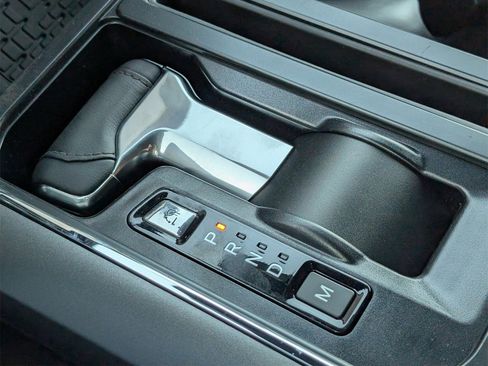 New 2025 Ford F150 Lariat w/ Equipment Group 502A High image 27