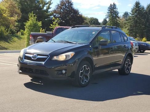 Used 2013 Subaru Crosstrek 2.0i Premium AWD/4WD image 2