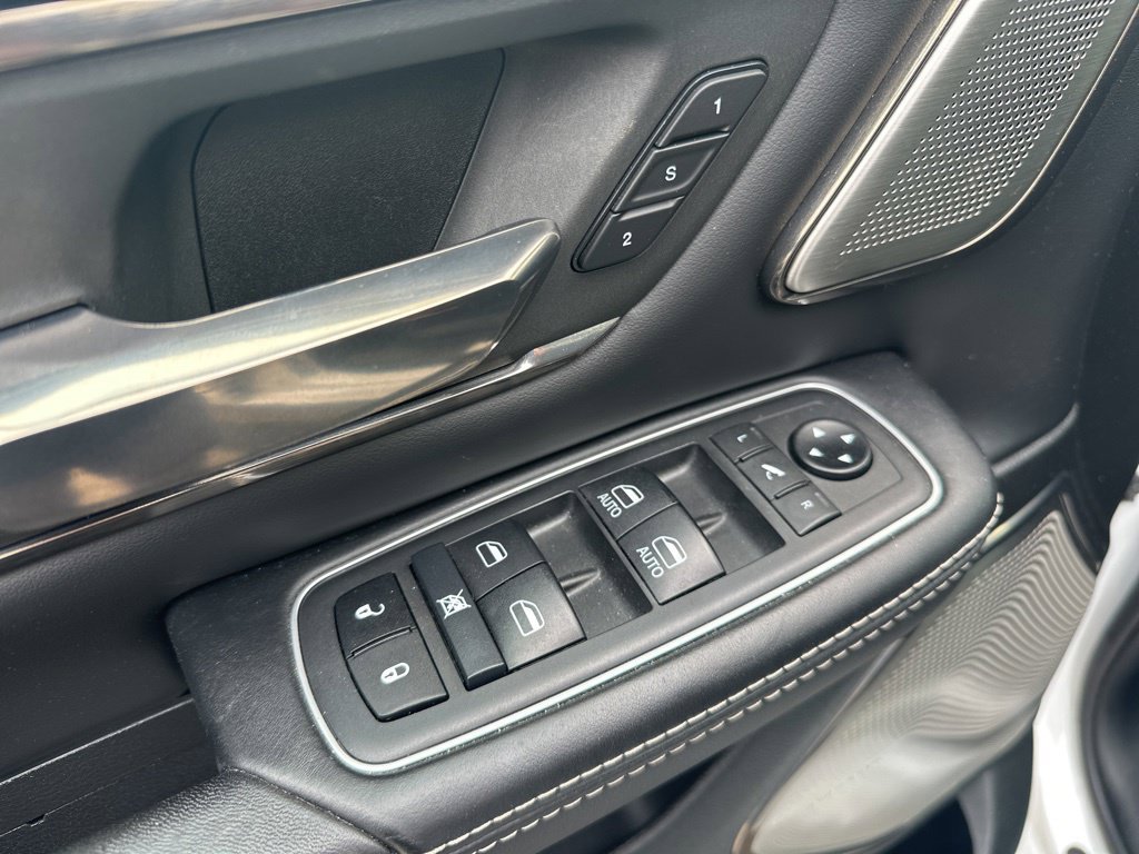 Used 2021 RAM 1500 Limited AWD/4WD image 16