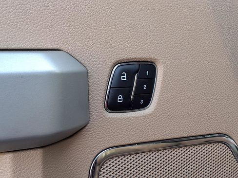 Used 2017 Ford F350 Lariat w/ Chrome Package image 16