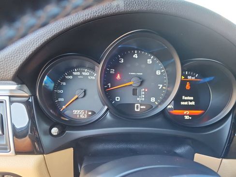 Used 2017 Porsche Macan AWD/4WD image 19