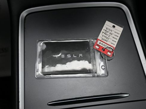 Used 2022 Tesla Model 3 Long Range image 34