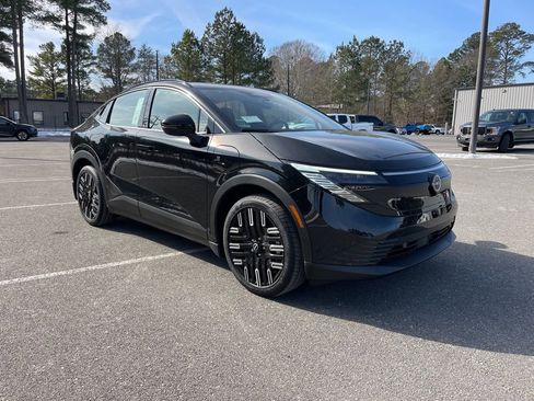 New 2026 Nissan Leaf Platinum+ w/ Cargo Package (Platinum+) image 4