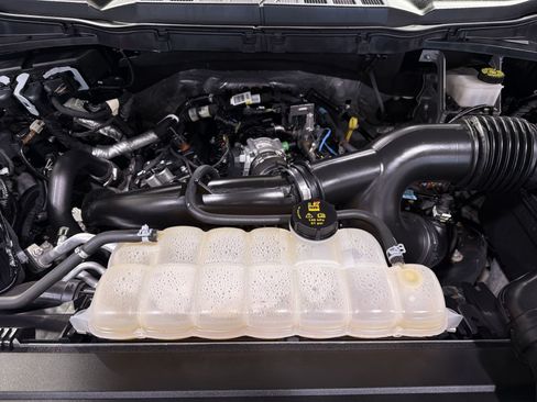 Used 2023 Ford F150 Lariat w/ Equipment Group 502A High AWD/4WD image 33