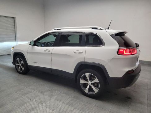 Used 2019 Jeep Cherokee Limited w/ Luxury Group FWD image 3